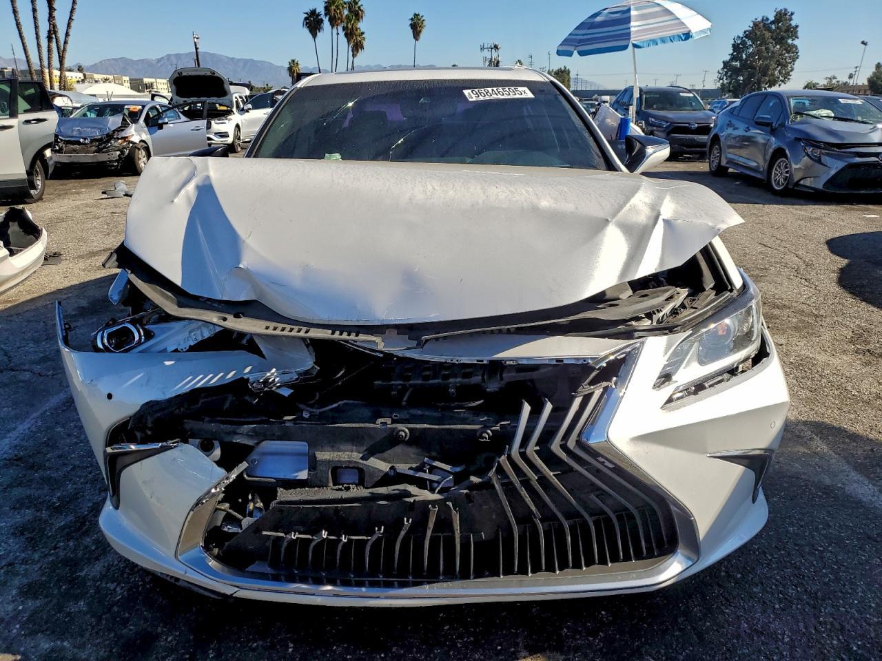 2021 LEXUS ES 300H