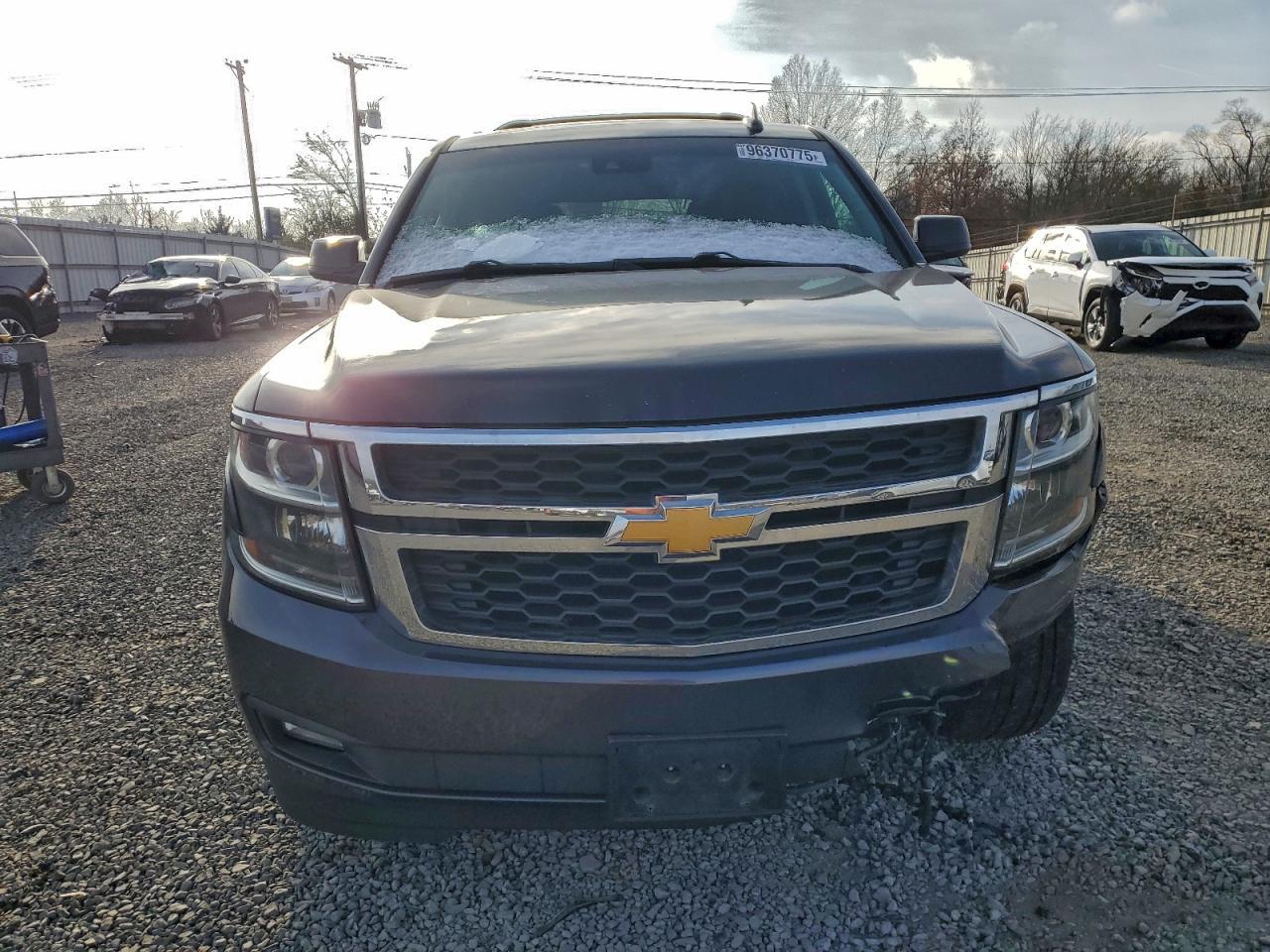 2016 CHEVROLET Suburban