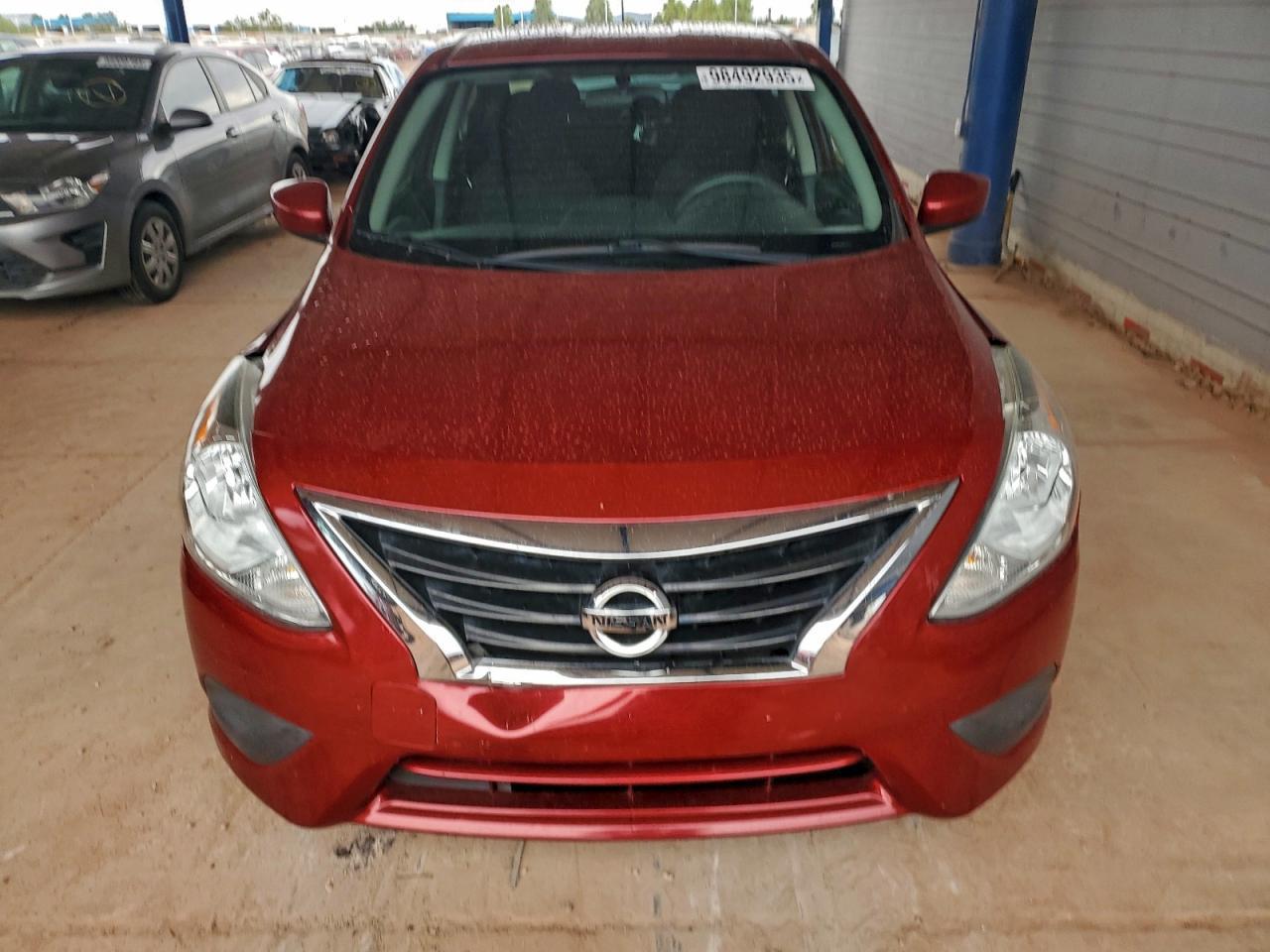 2016 NISSAN VERSA