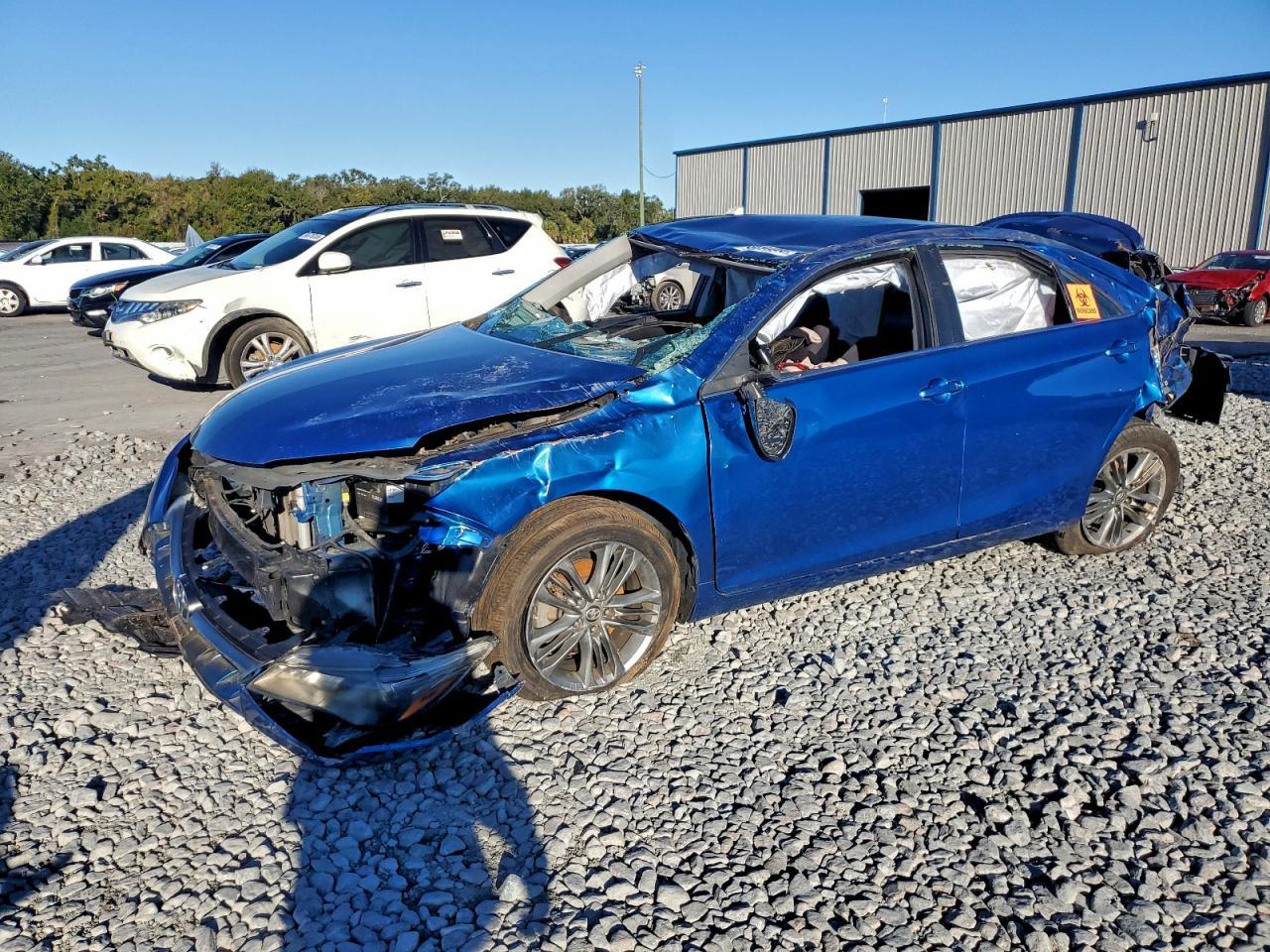 2017 TOYOTA CAMRY