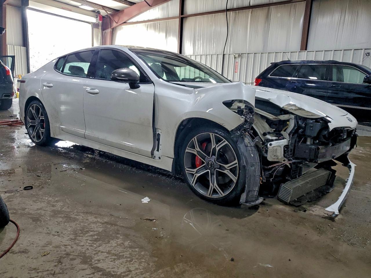 2020 KIA Stinger