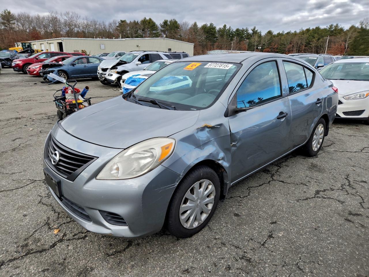2014 NISSAN VERSA