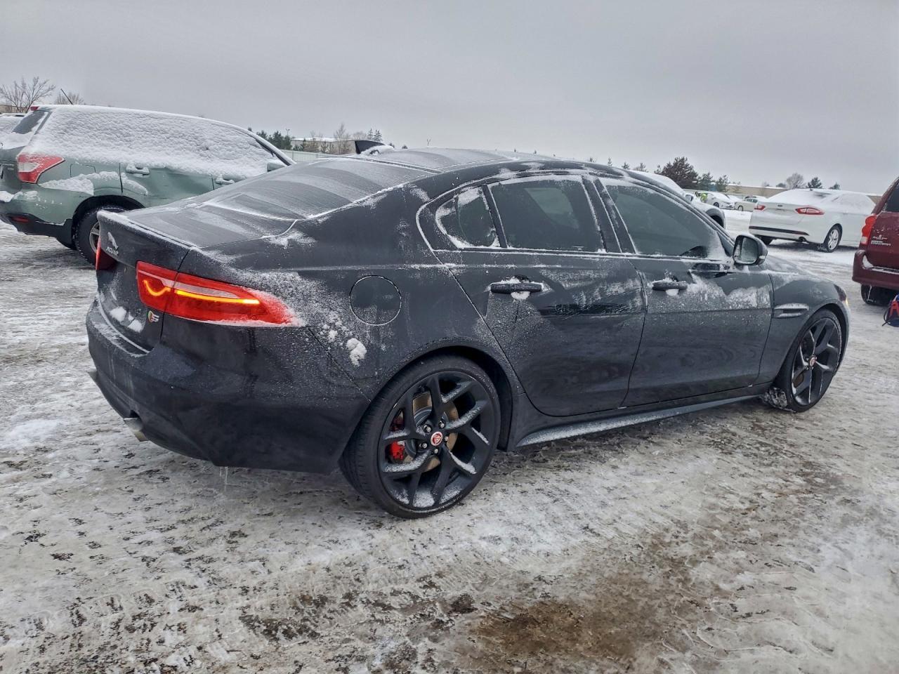 2019 JAGUAR XE