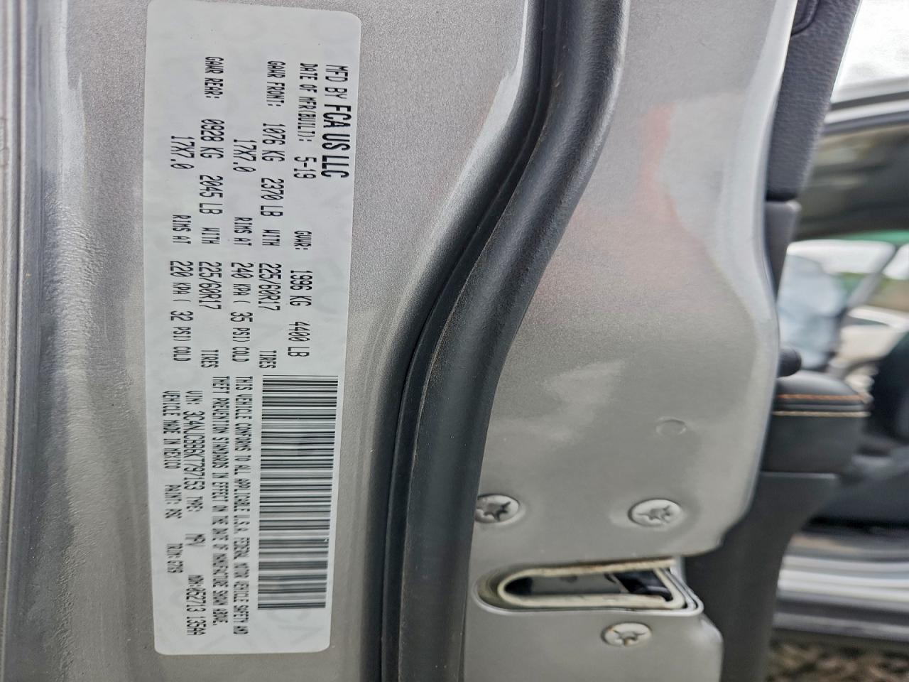 2019 JEEP Compass