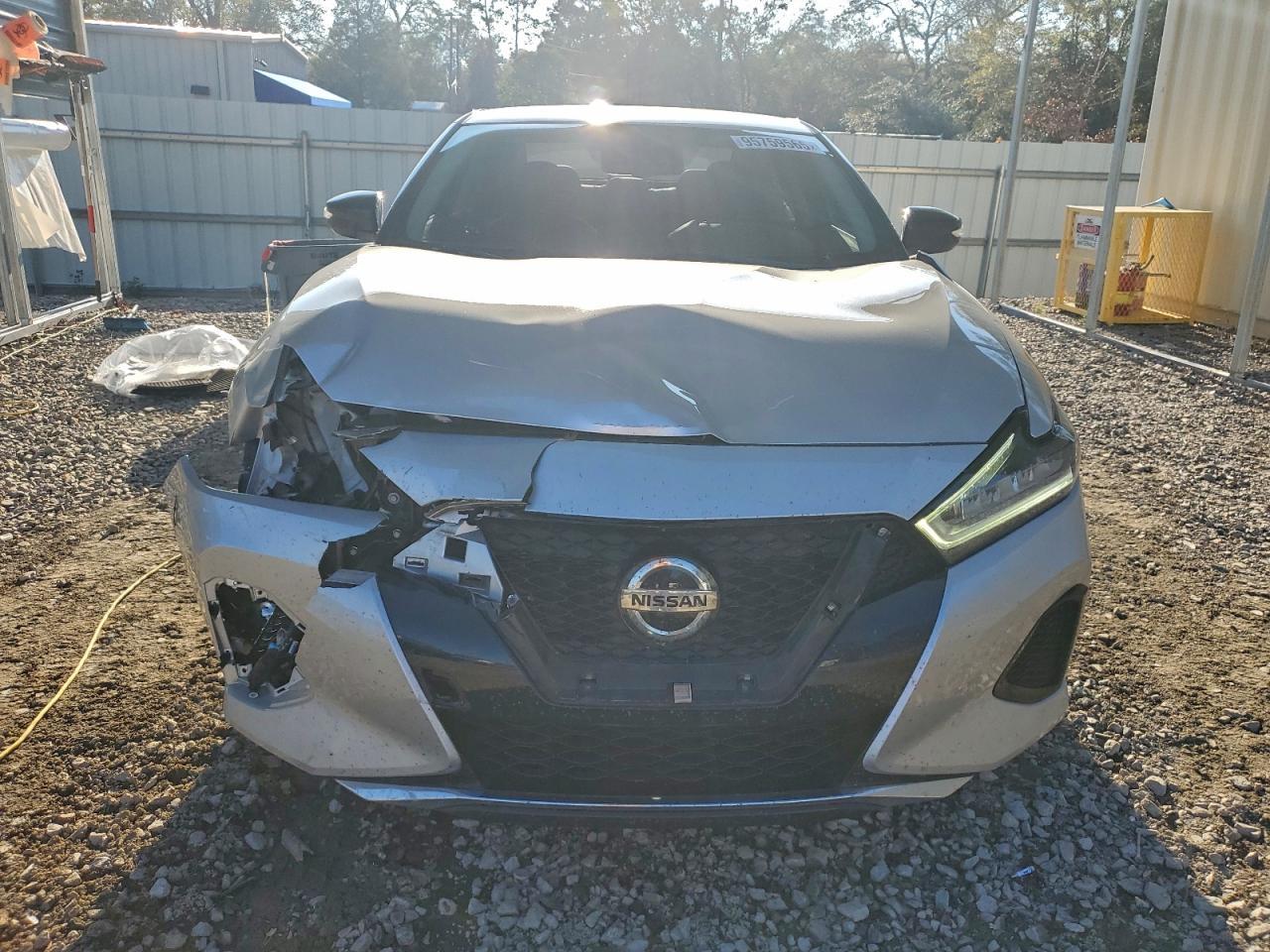 2021 NISSAN Maxima