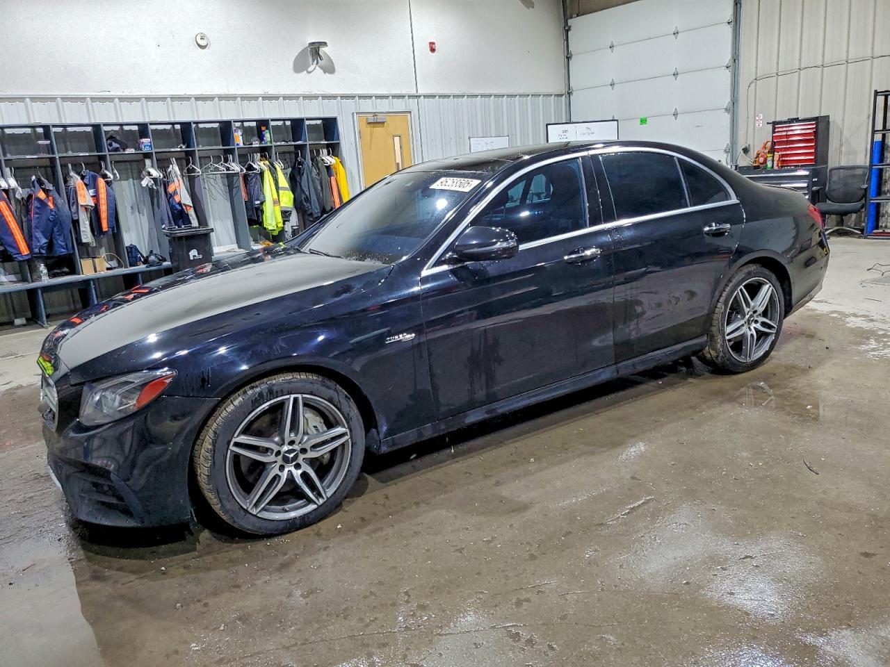 2017 MERCEDES-BENZ E-Class