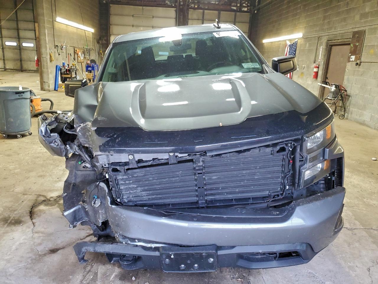 2021 CHEVROLET Silverado