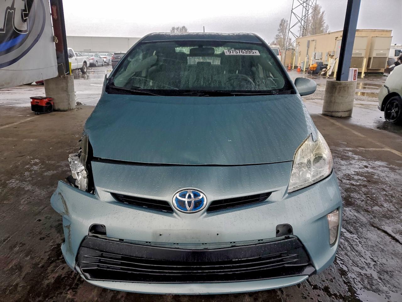 2015 TOYOTA PRIUS
