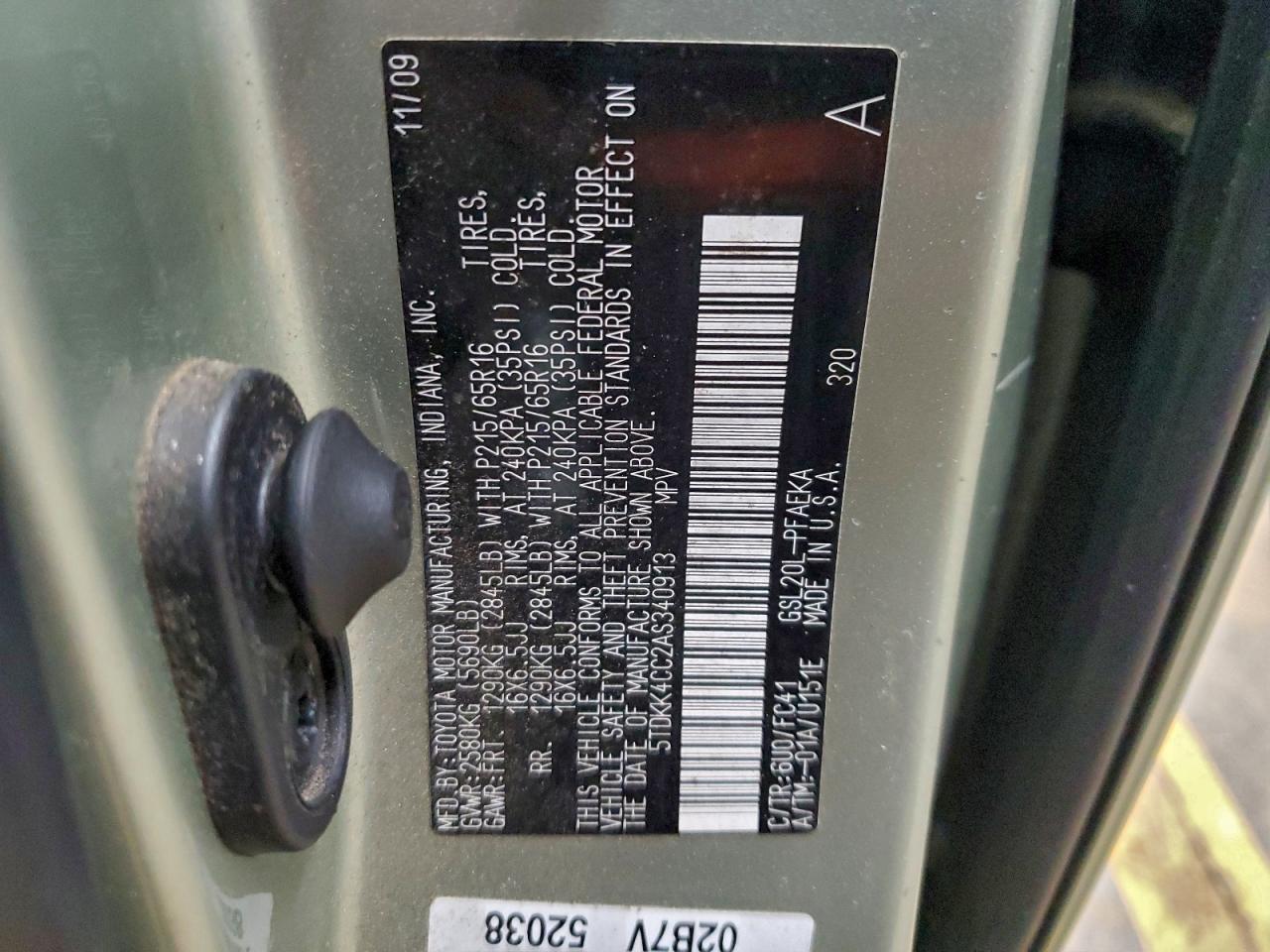 2010 TOYOTA SIENNA