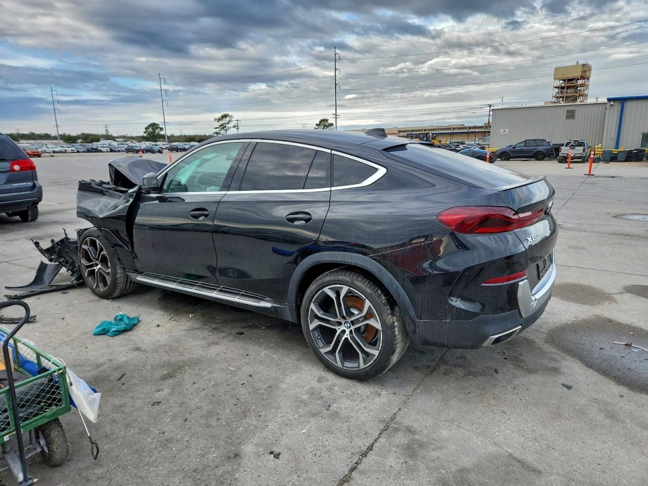 2021 BMW X6