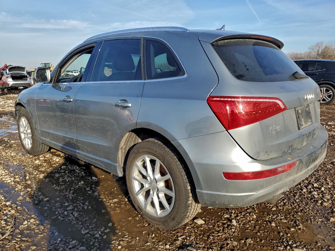 2010 AUDI Q5