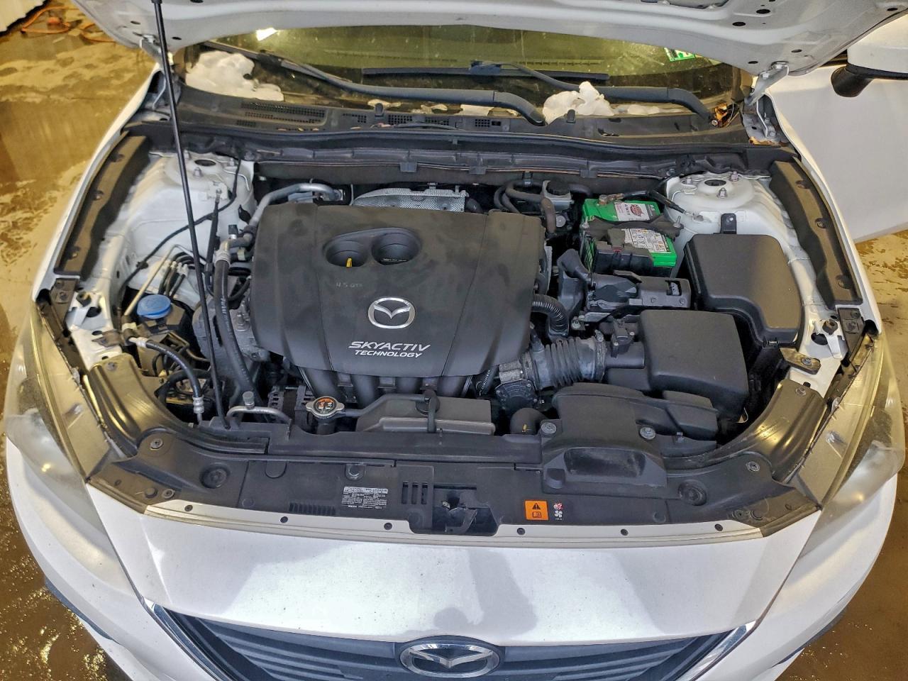 2015 MAZDA 3