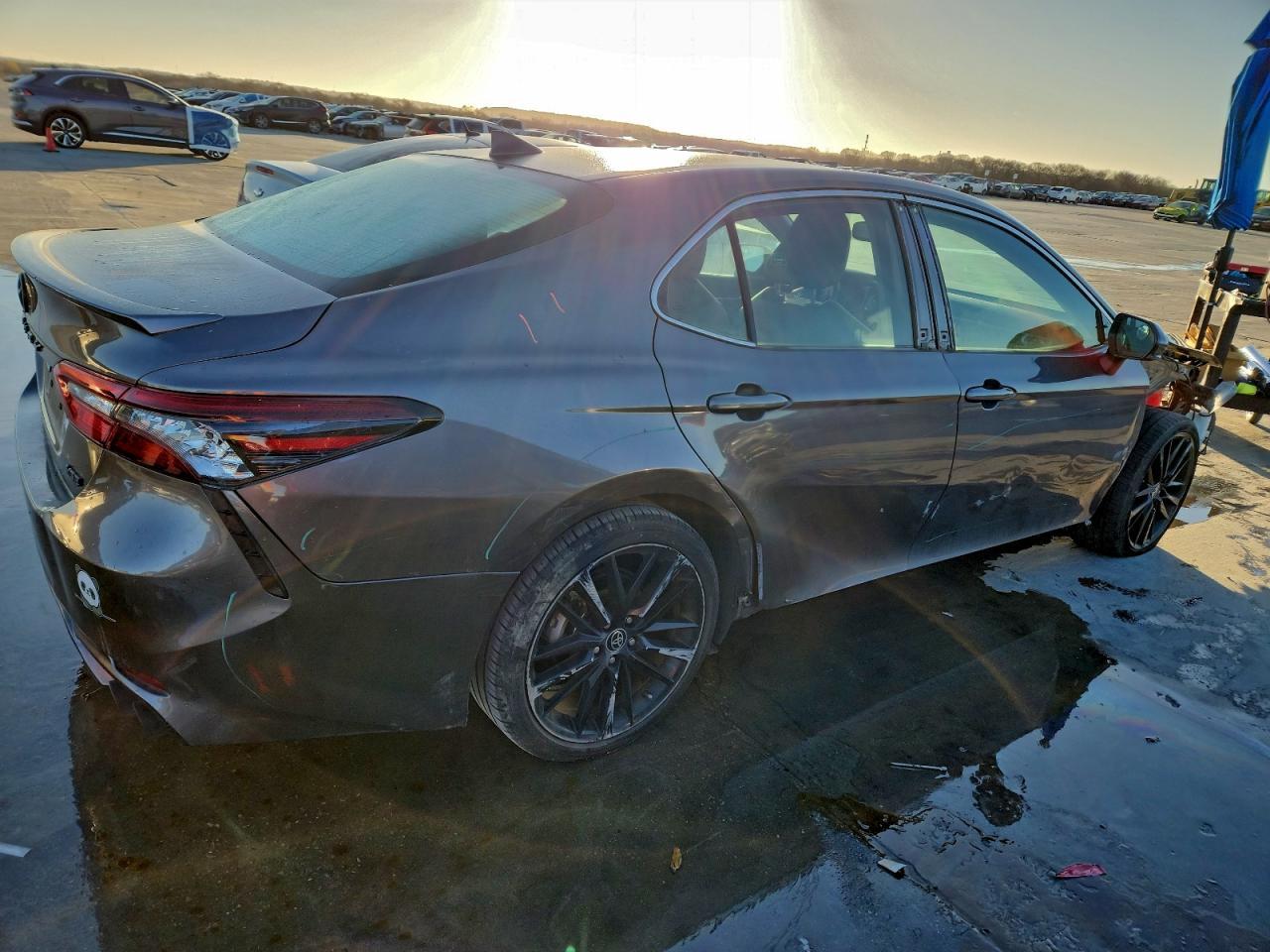 2022 TOYOTA CAMRY