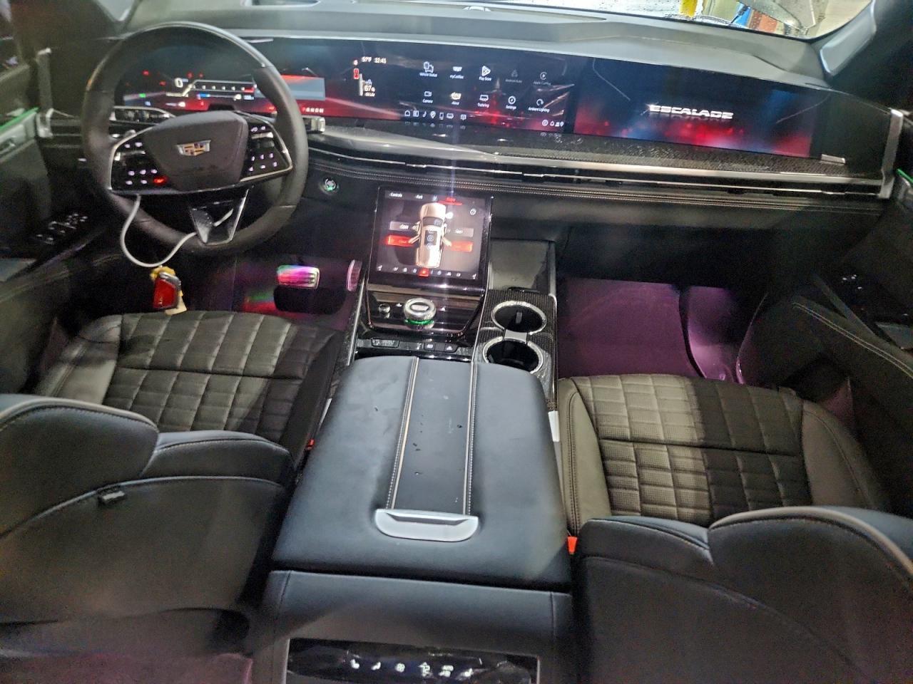 2025 CADILLAC ESCALADE