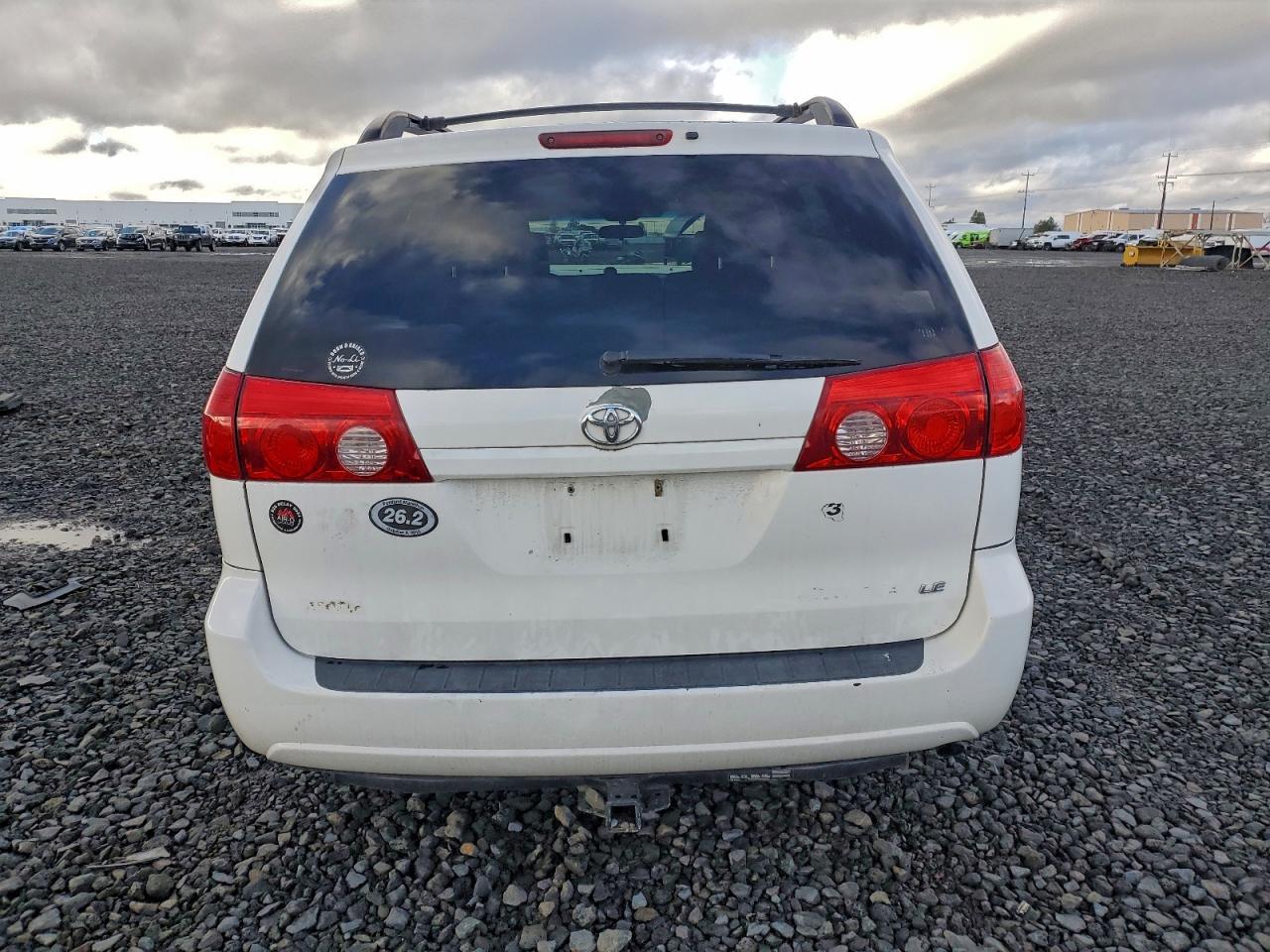 2008 TOYOTA SIENNA