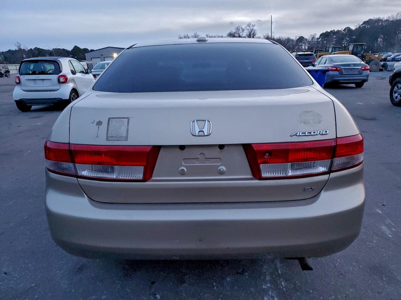 2004 HONDA ACCORD
