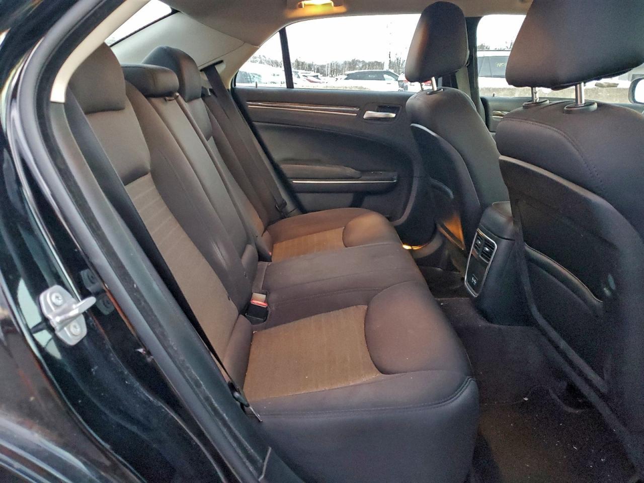 2018 CHRYSLER 300