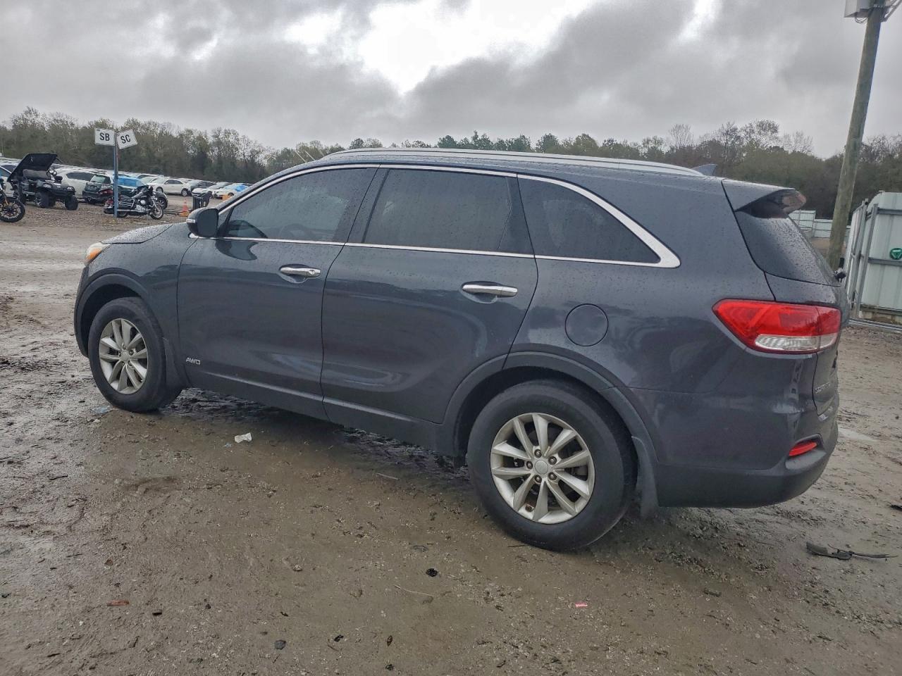 2017 KIA SORENTO