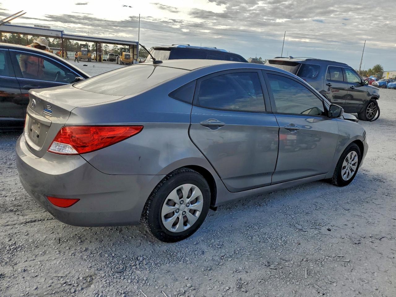 2014 HYUNDAI ACCENT