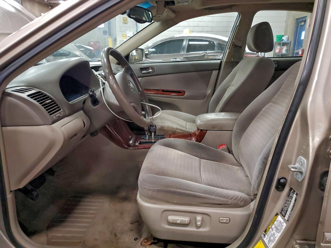 2005 TOYOTA CAMRY