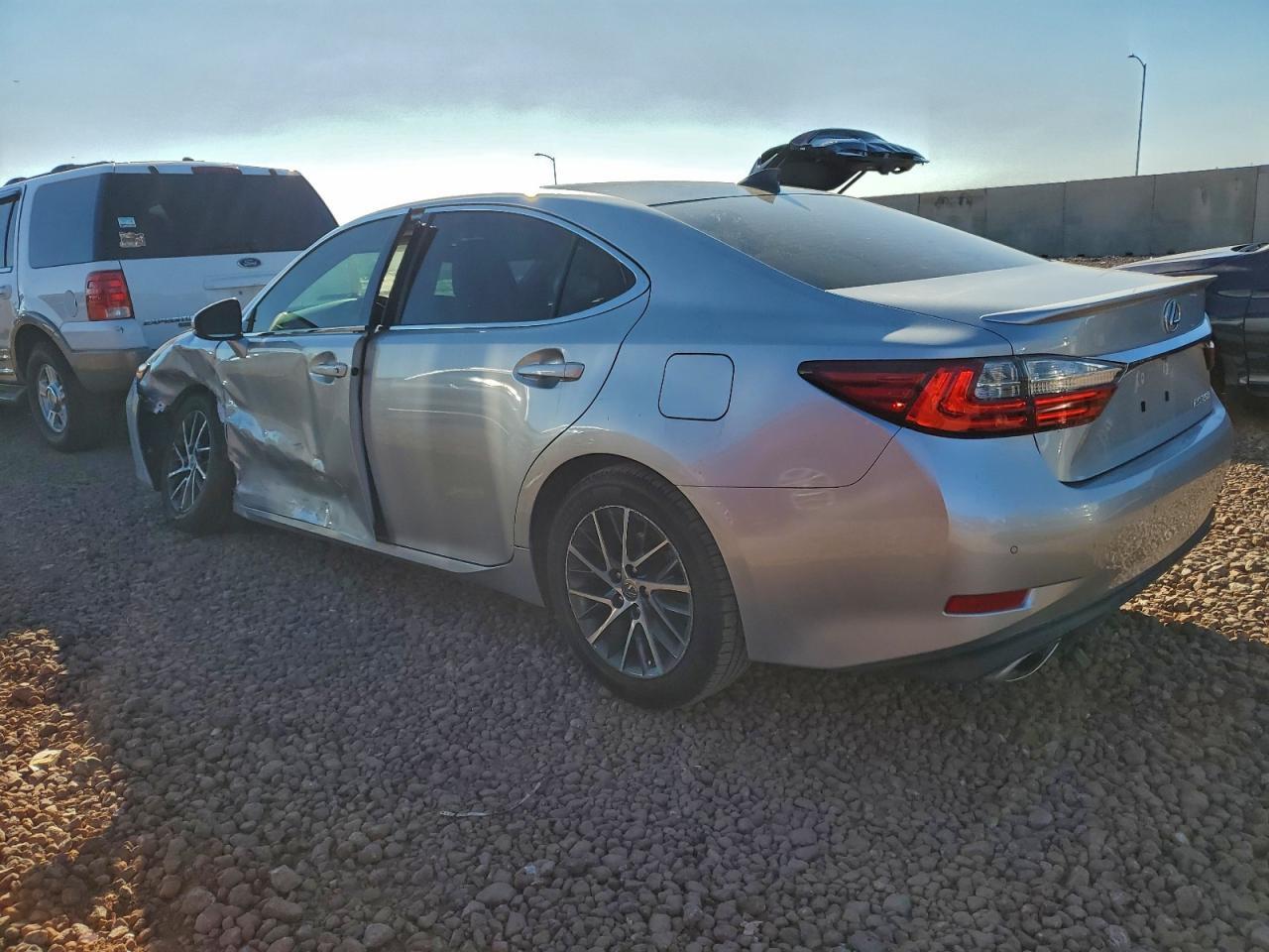2017 LEXUS ES 350