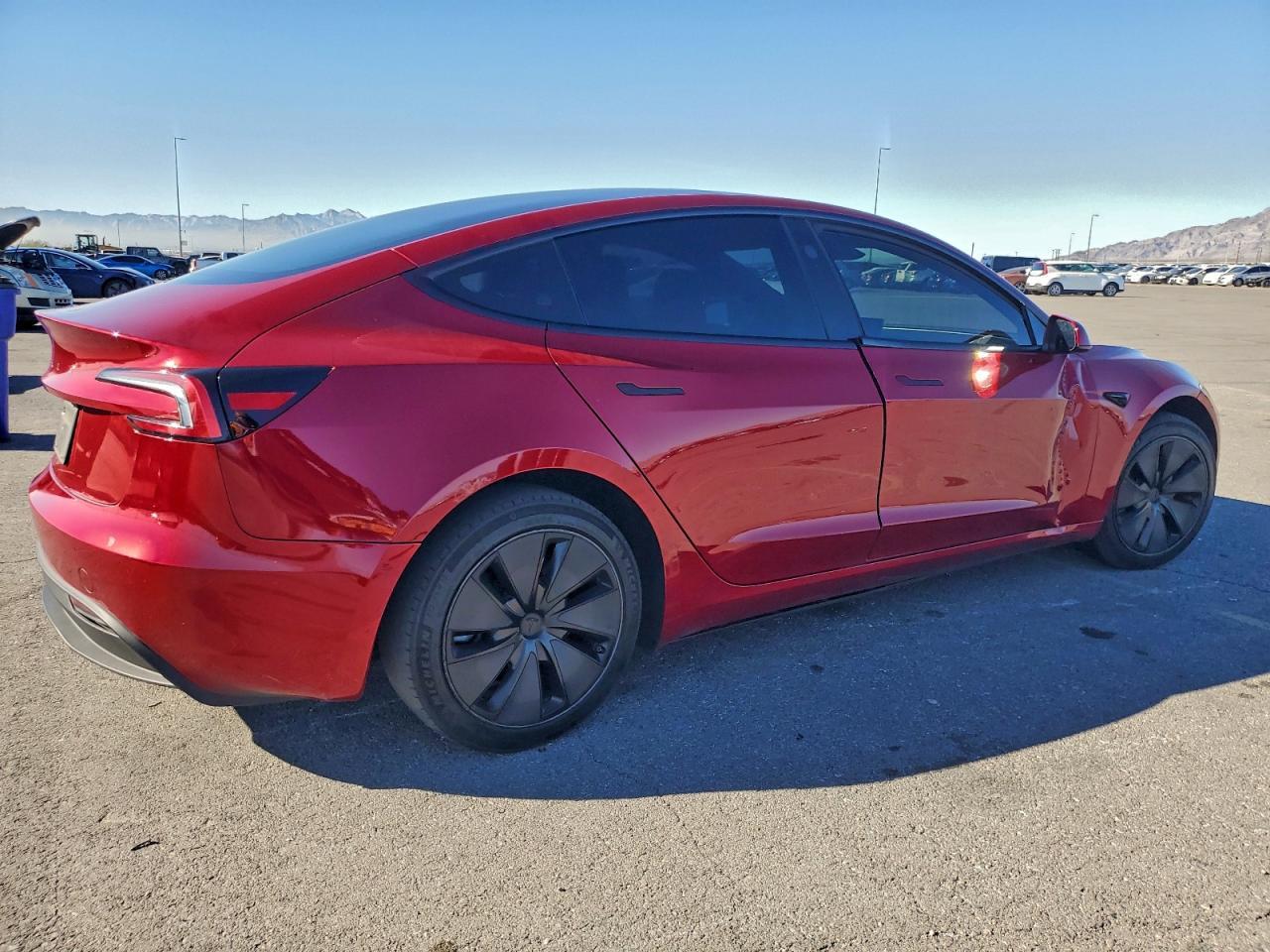 2025 TESLA MODEL 3