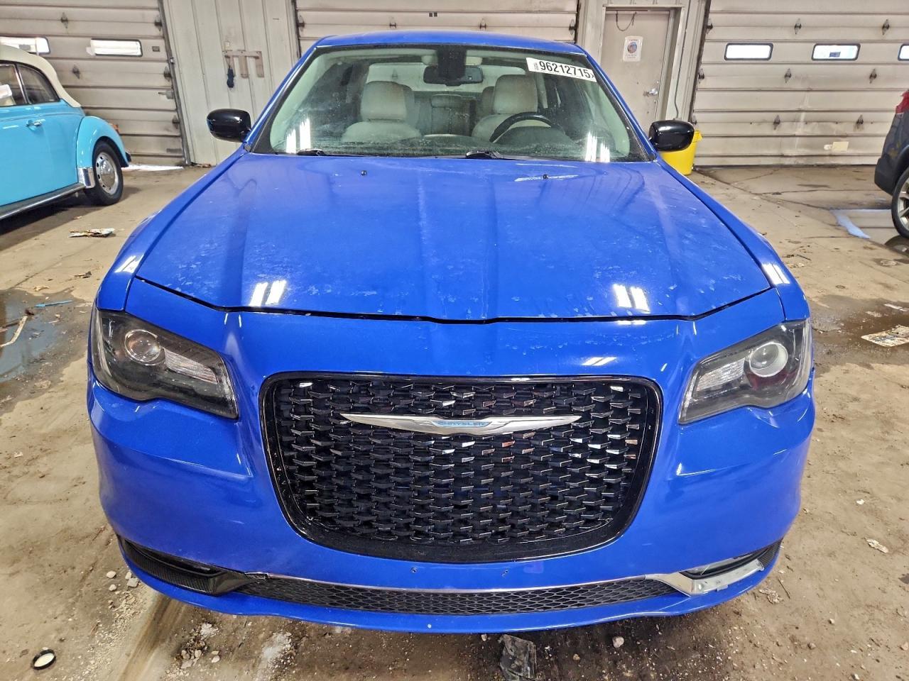 2018 CHRYSLER 300