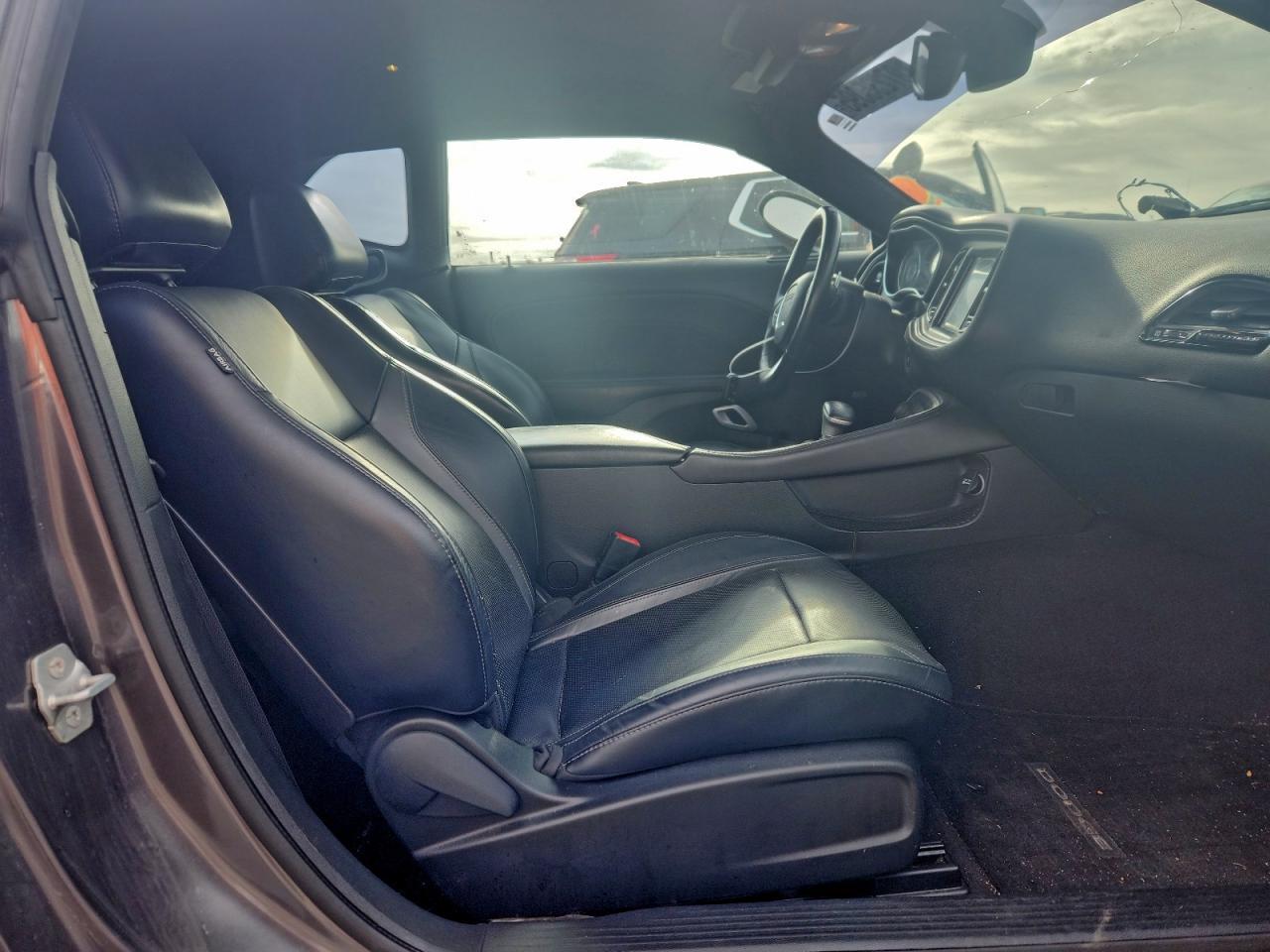 2015 DODGE Challenger