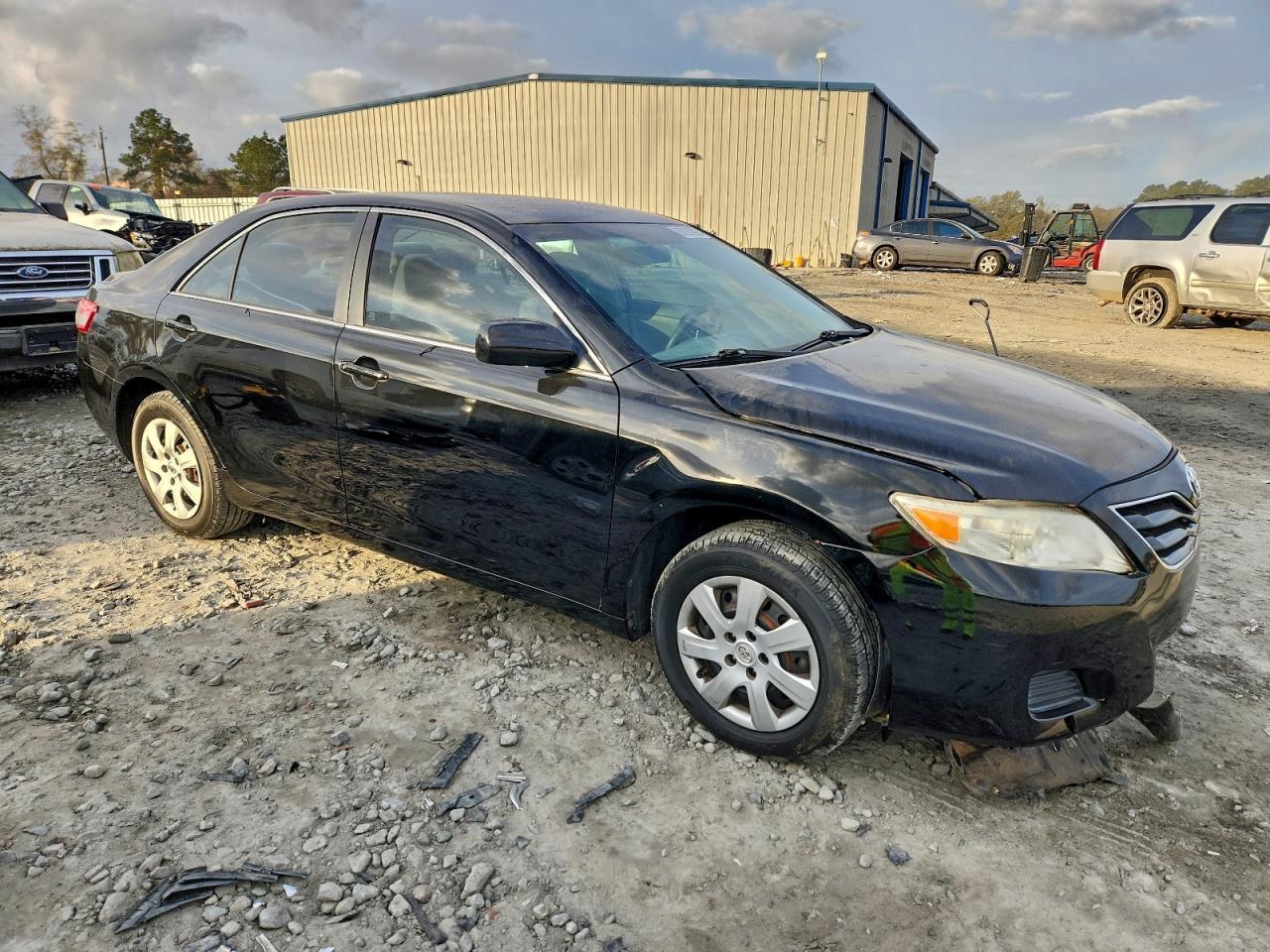 2011 TOYOTA CAMRY