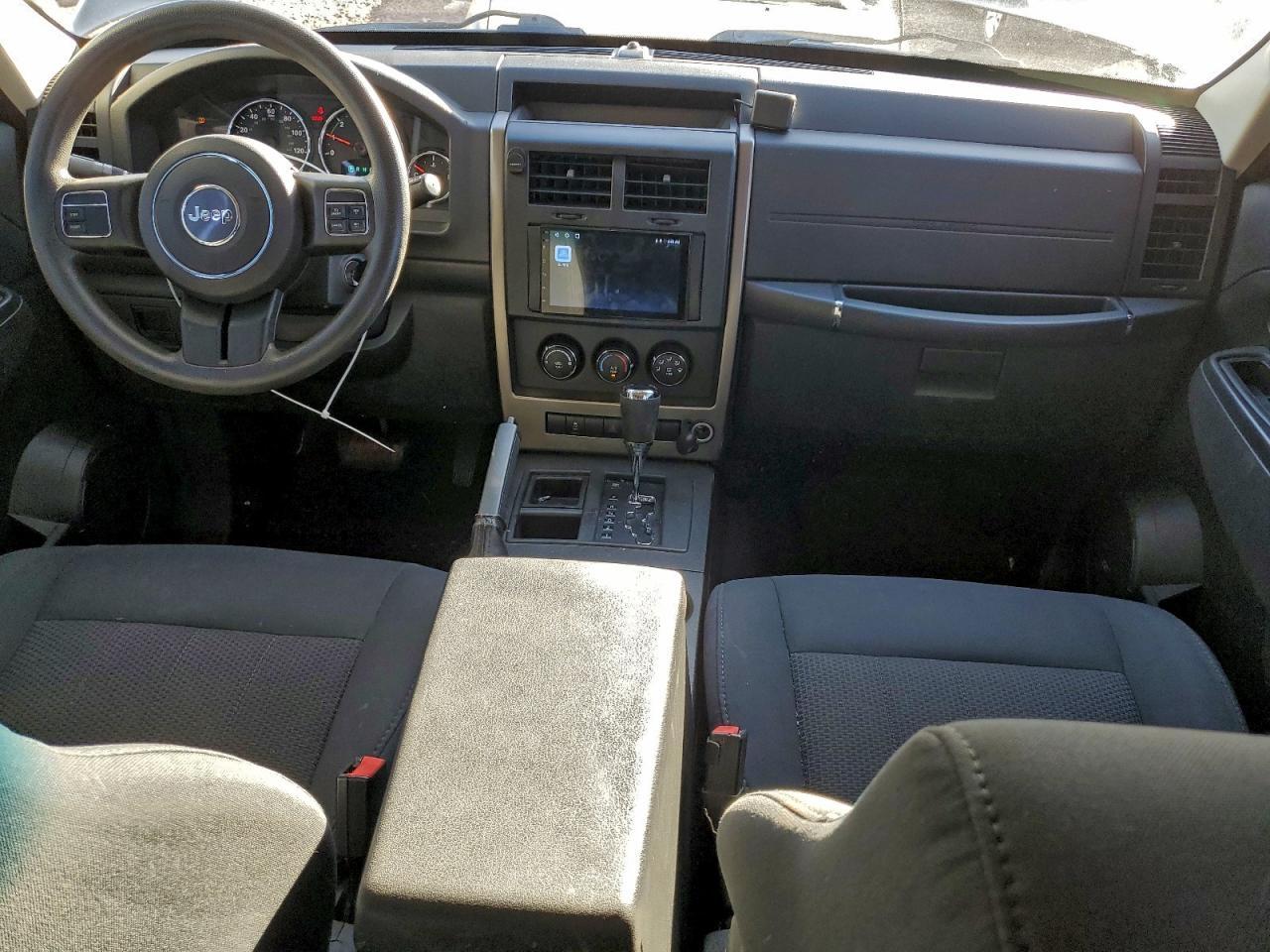 2012 JEEP Liberty