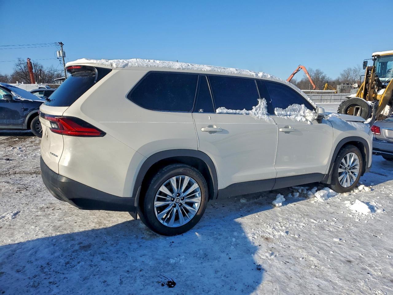 2024 TOYOTA HIGHLANDER
