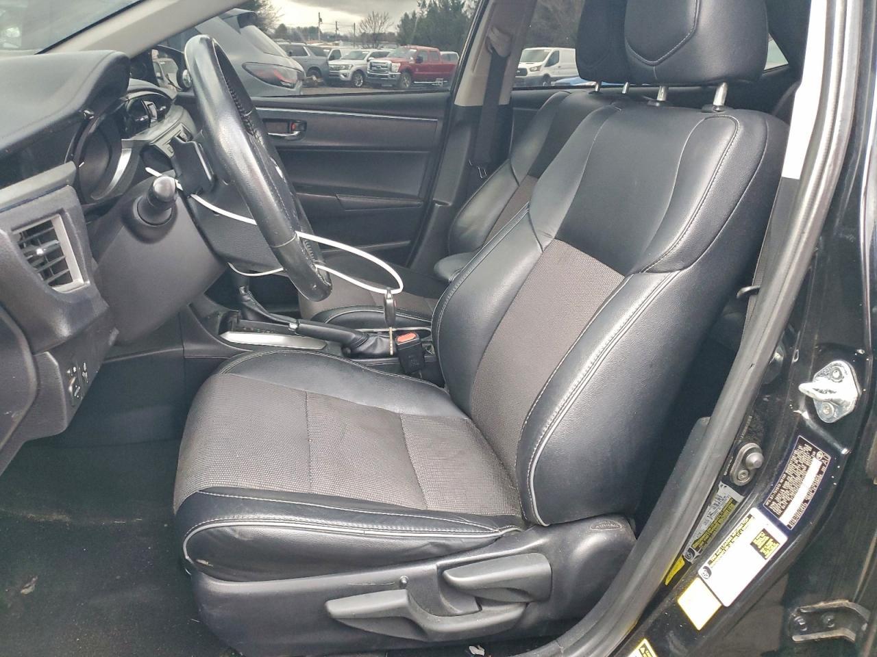 2016 TOYOTA COROLLA
