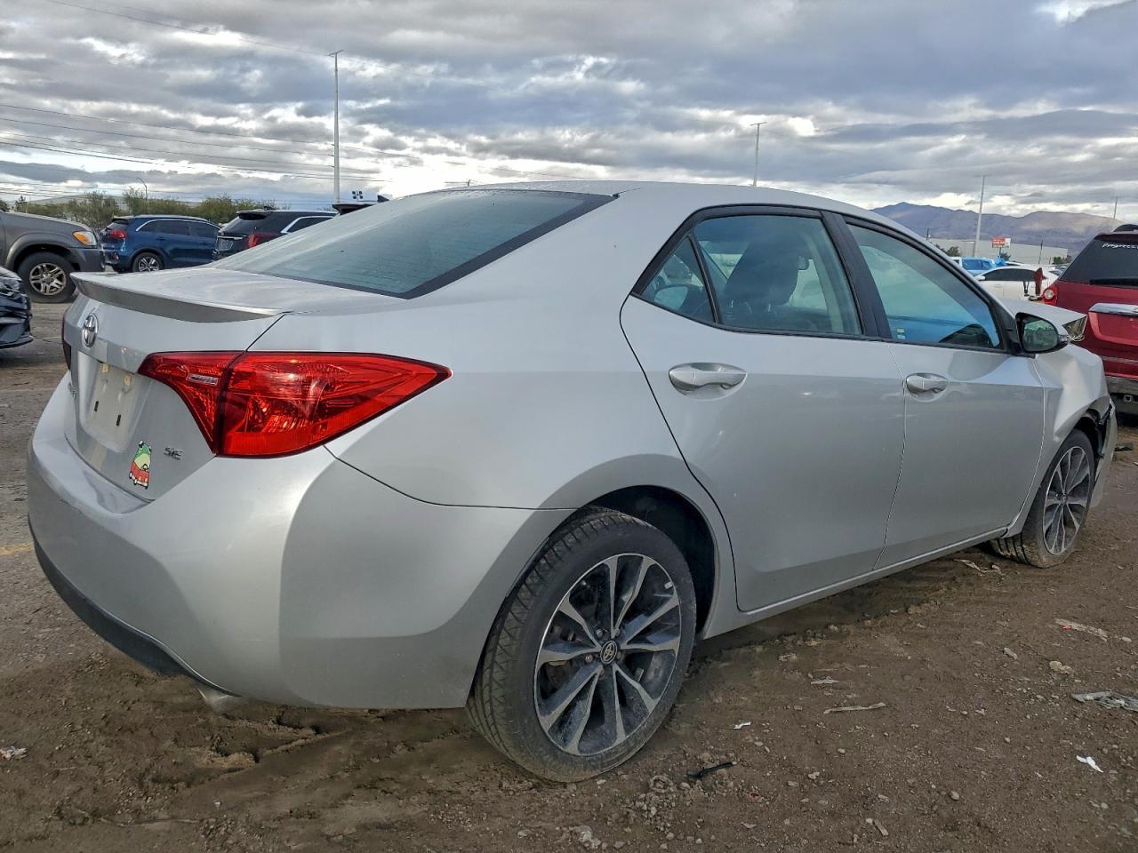 2017 TOYOTA COROLLA