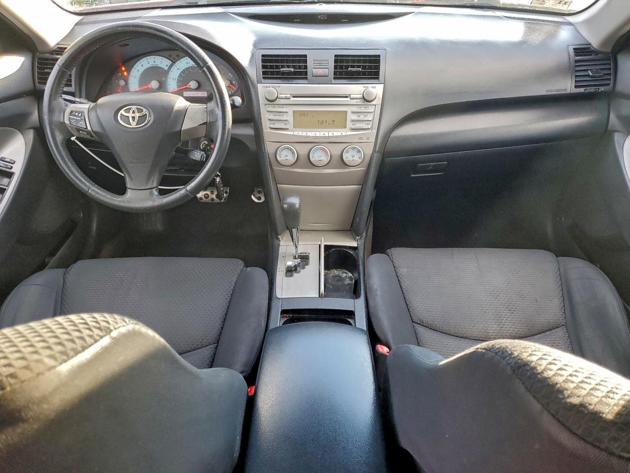 2011 TOYOTA CAMRY
