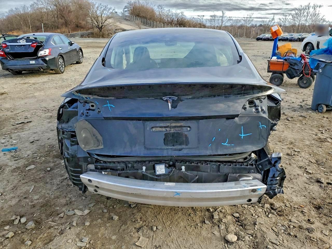 2021 TESLA MODEL 3