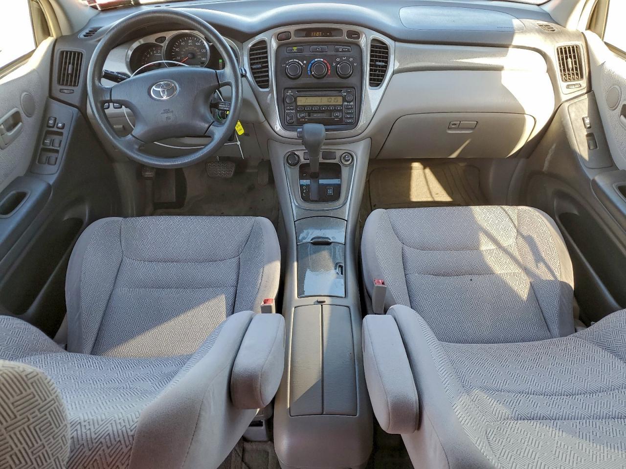 2002 TOYOTA HIGHLANDER