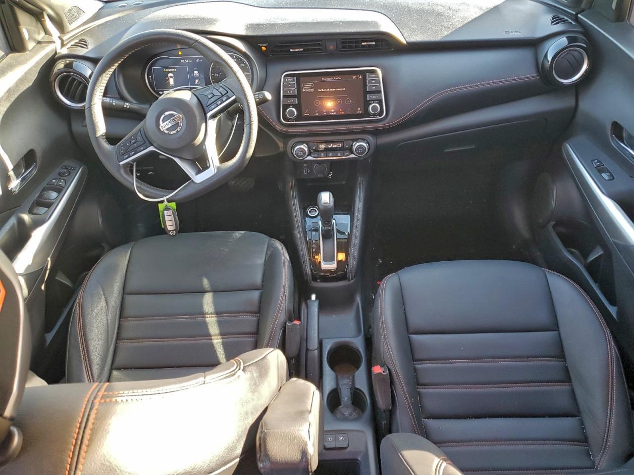 2019 NISSAN KICKS
