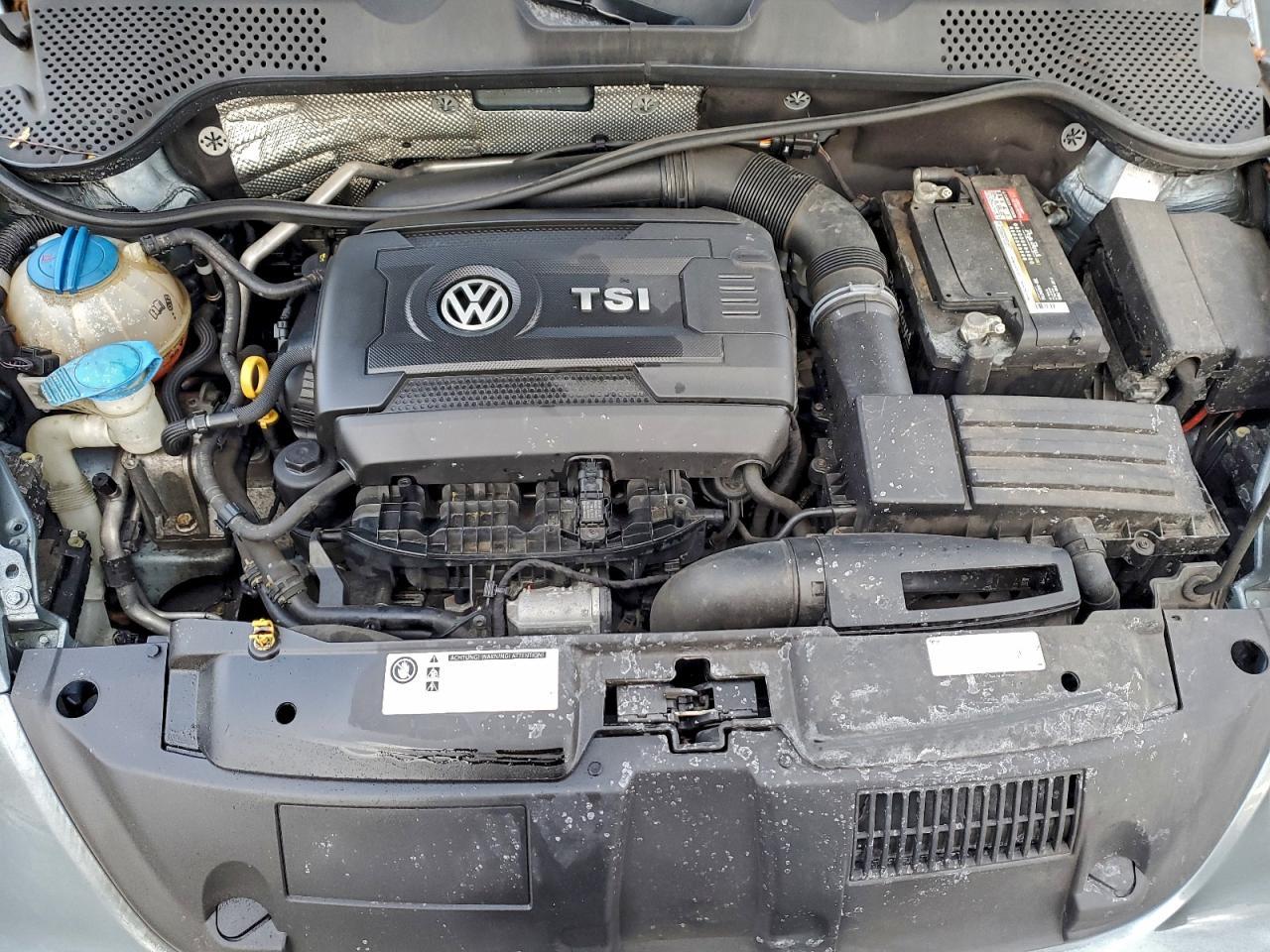 2016 VOLKSWAGEN Beetle