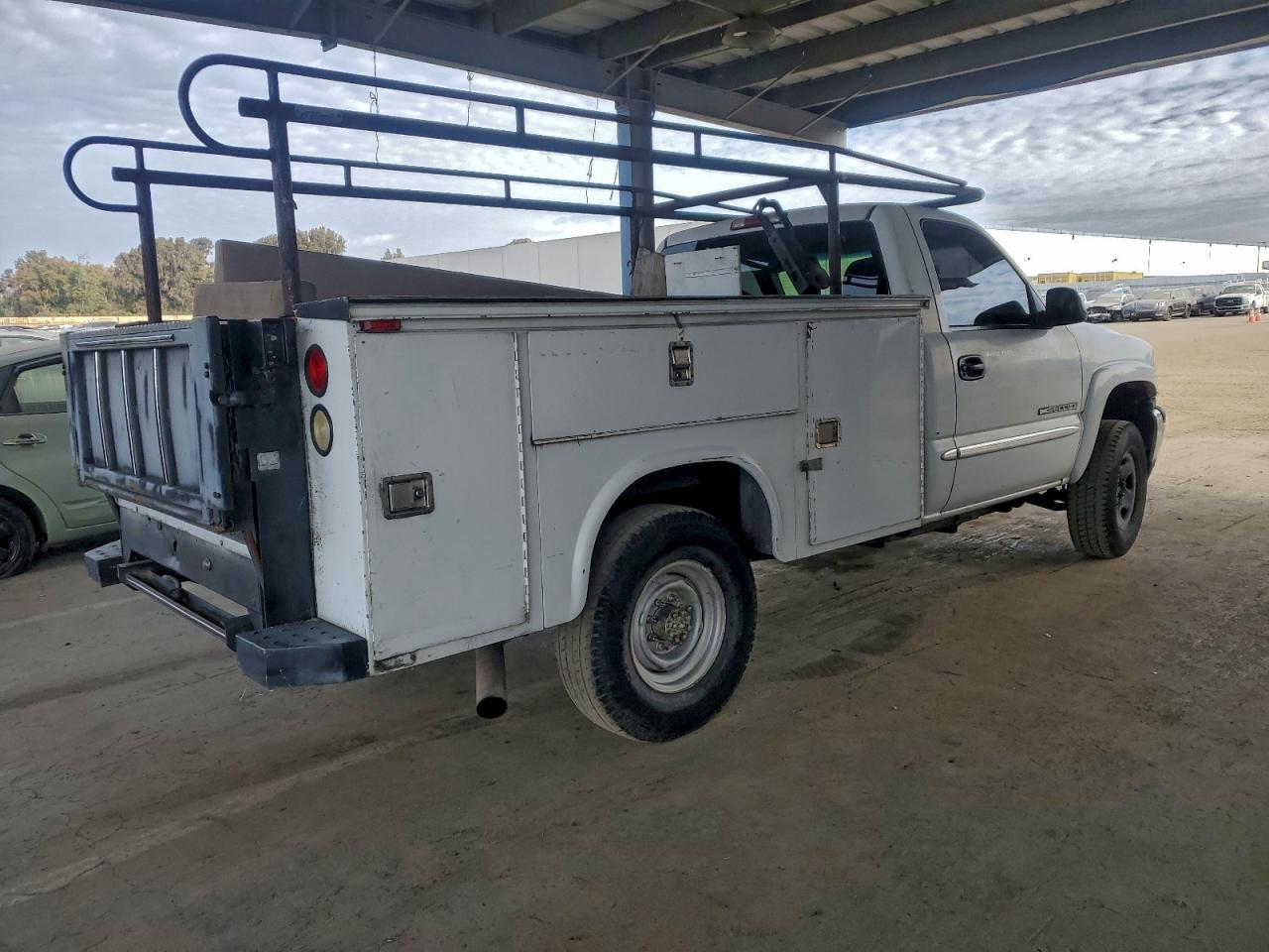 2003 GMC Sierra