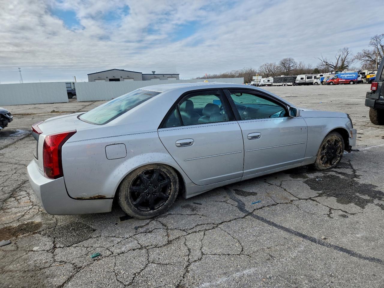 2003 CADILLAC CTS