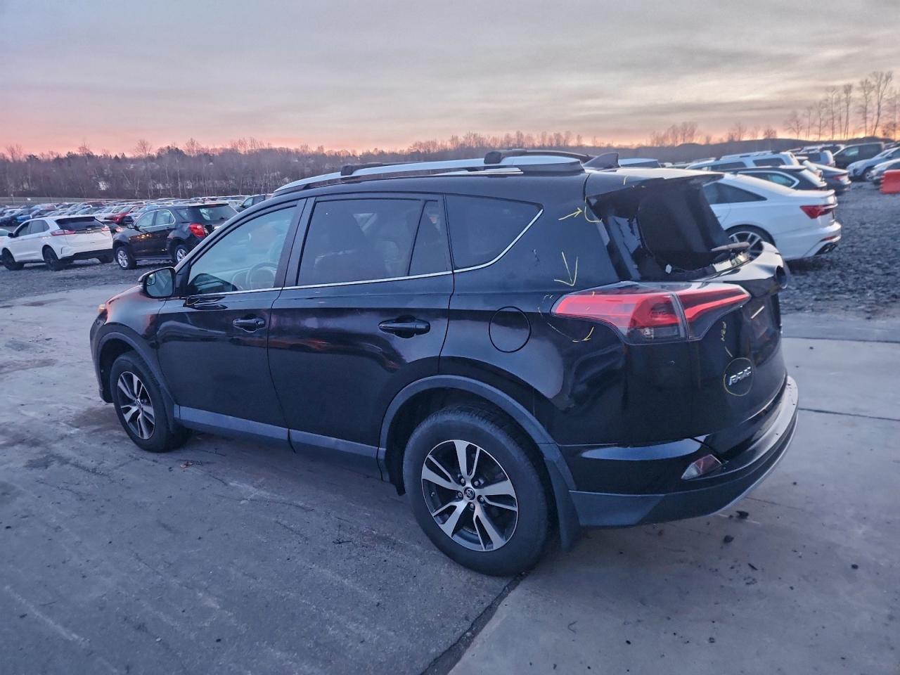 2016 TOYOTA RAV4