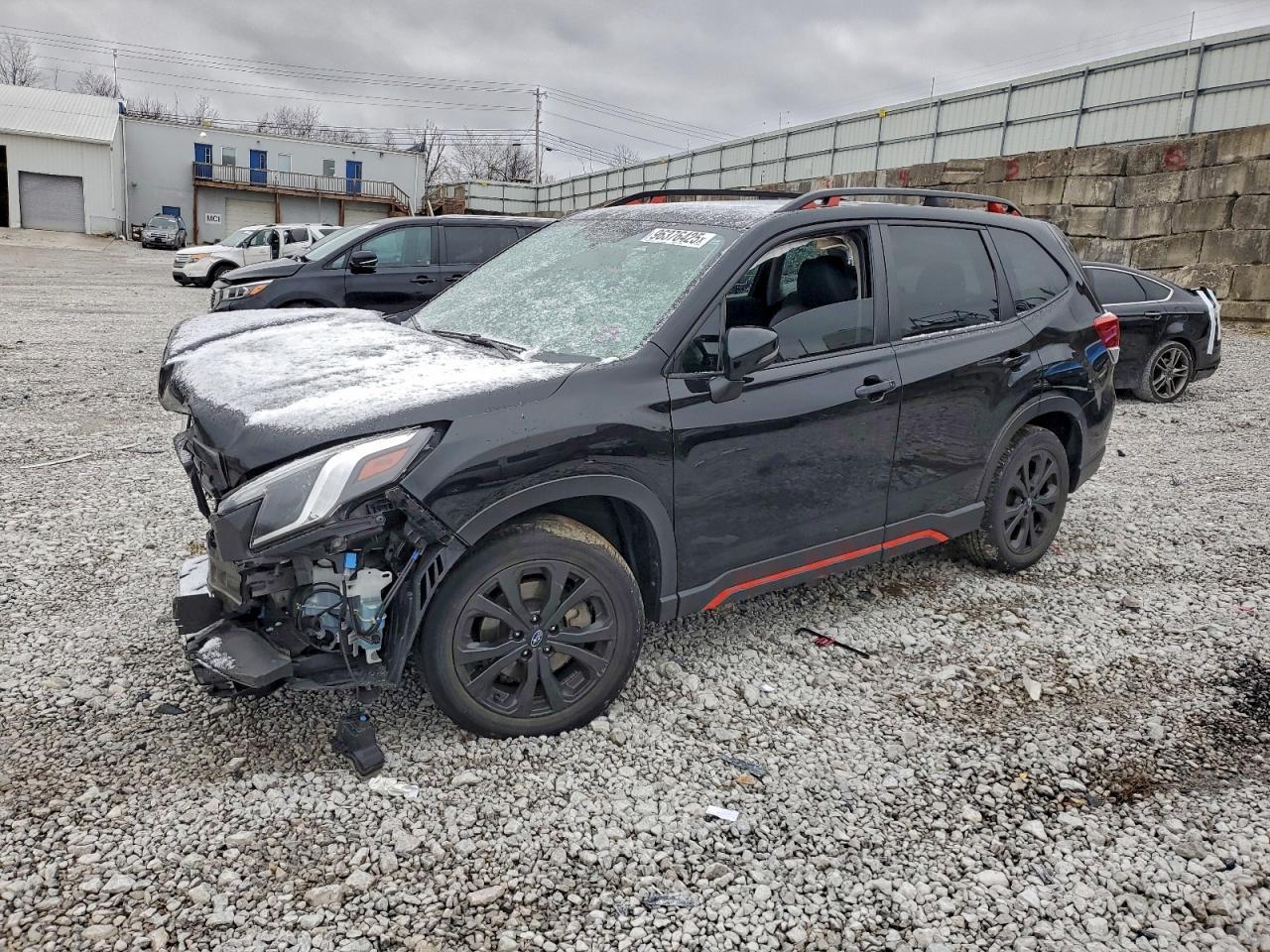 2022 SUBARU FORESTER