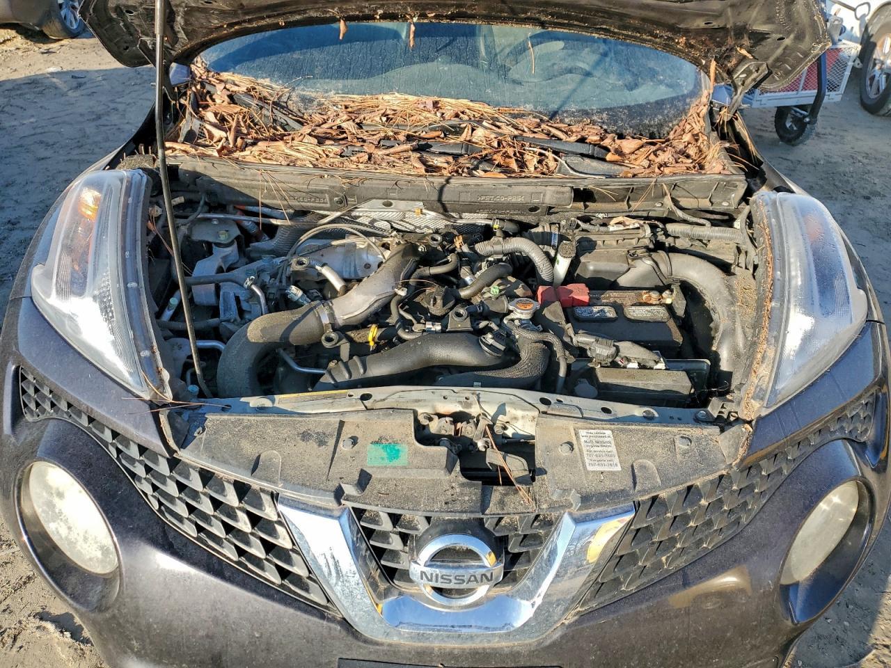 2015 NISSAN Juke