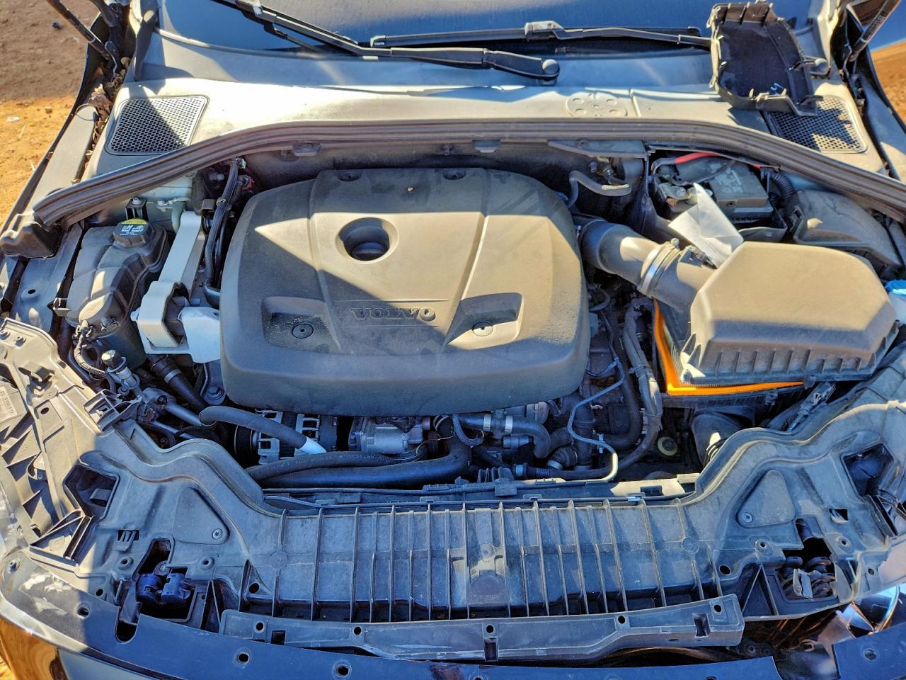2017 VOLVO S60