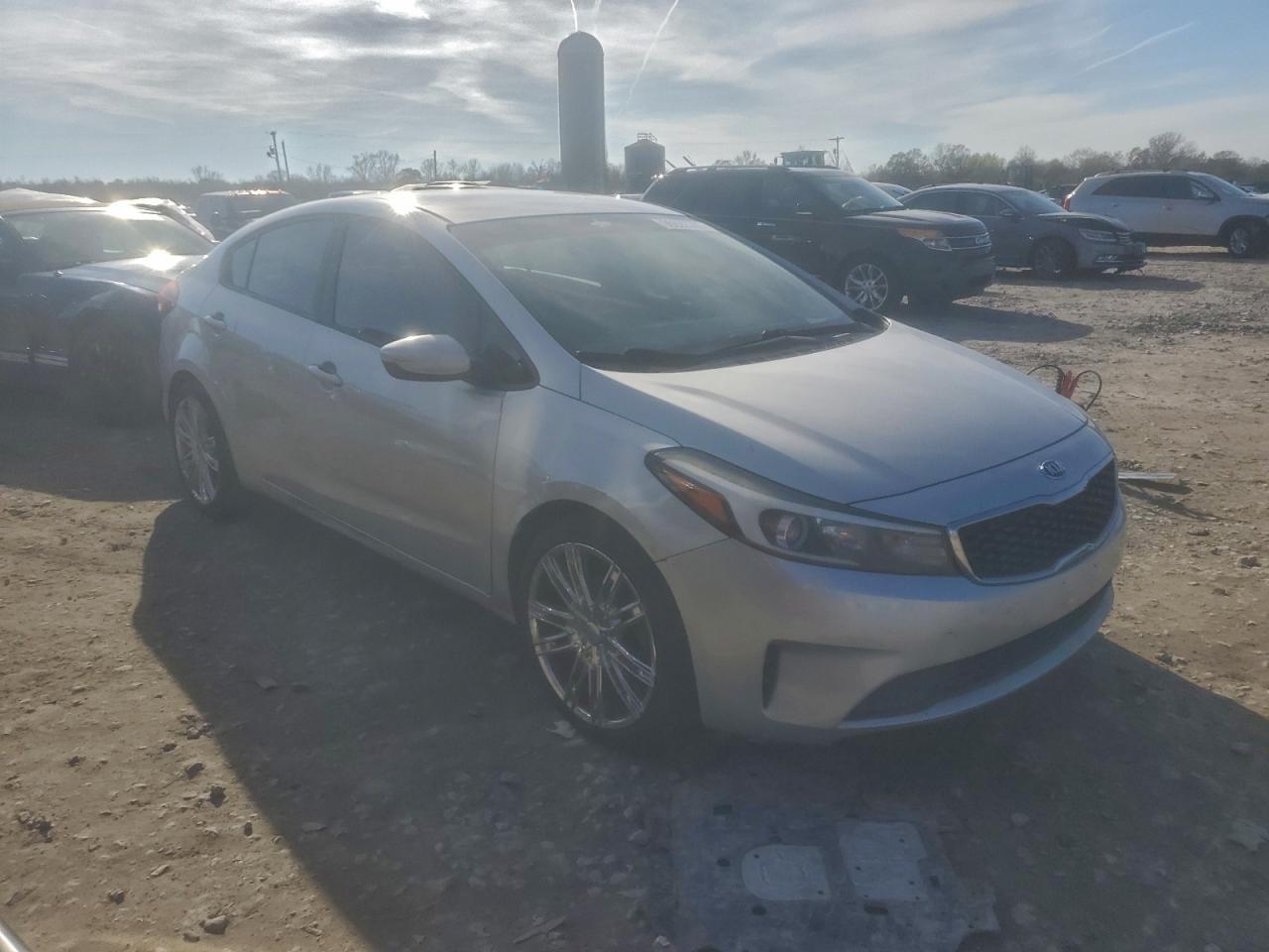 2017 KIA FORTE