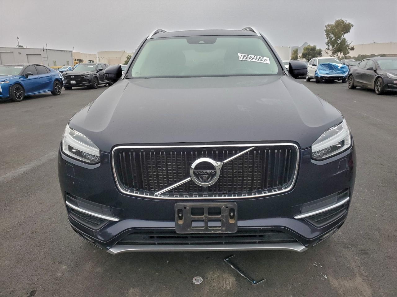 2019 VOLVO XC90