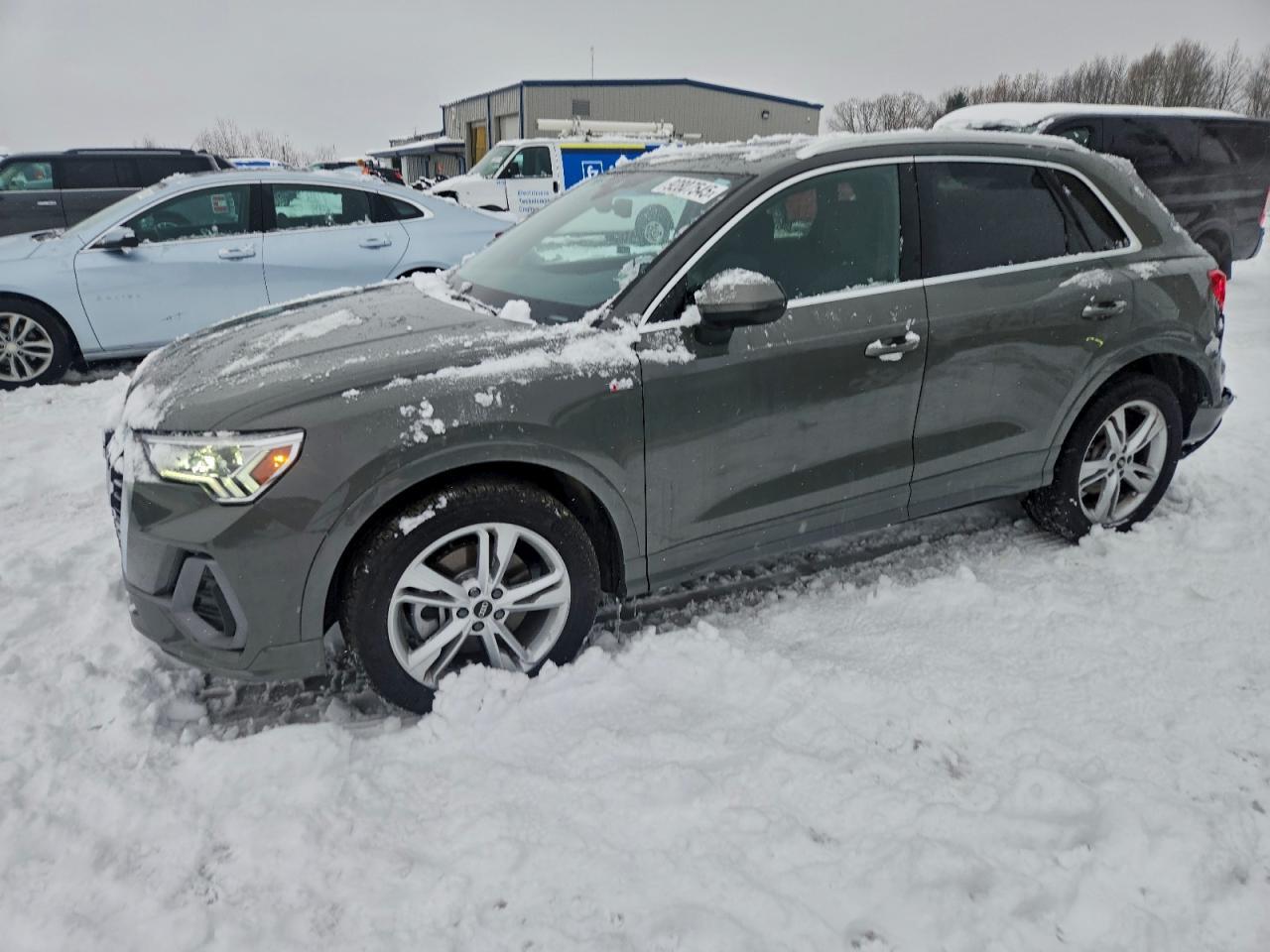 2024 AUDI Q3