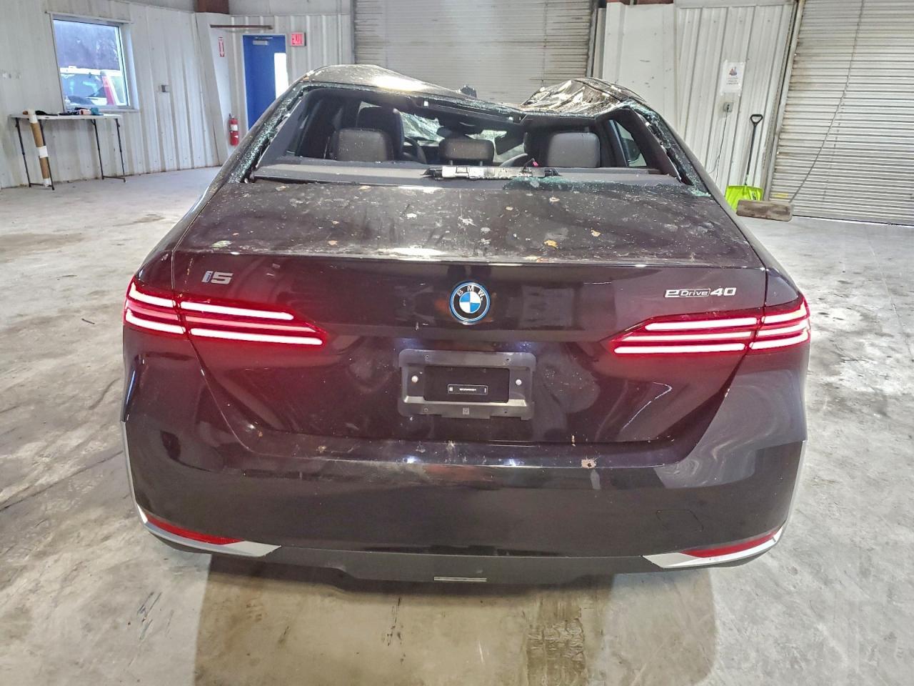 2024 BMW i5