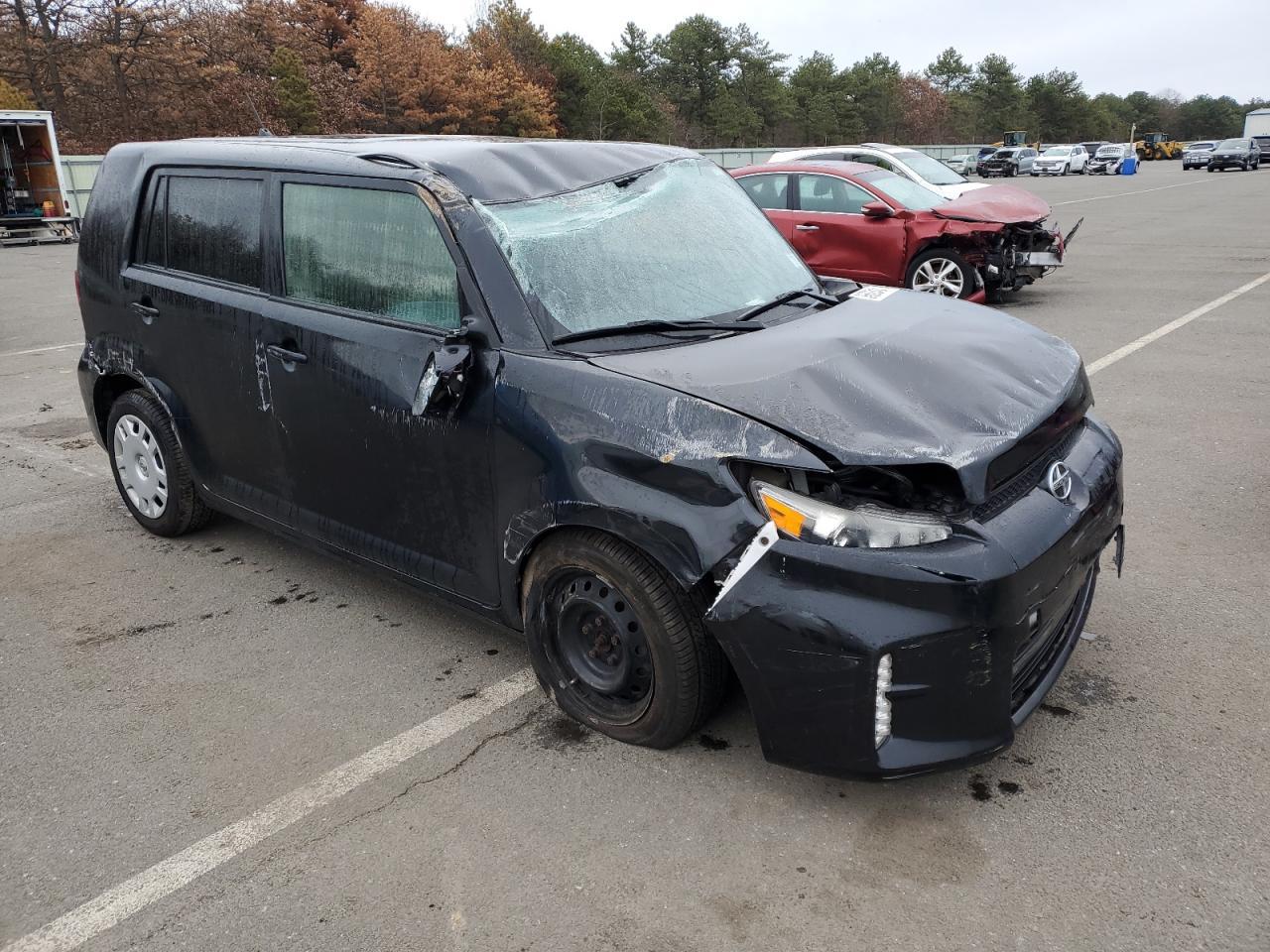 2015 TOYOTA SCION