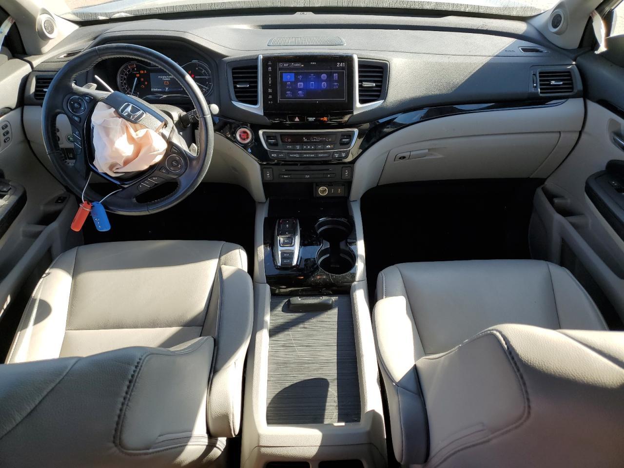 2017 HONDA PILOT